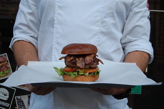 Gogo Burger